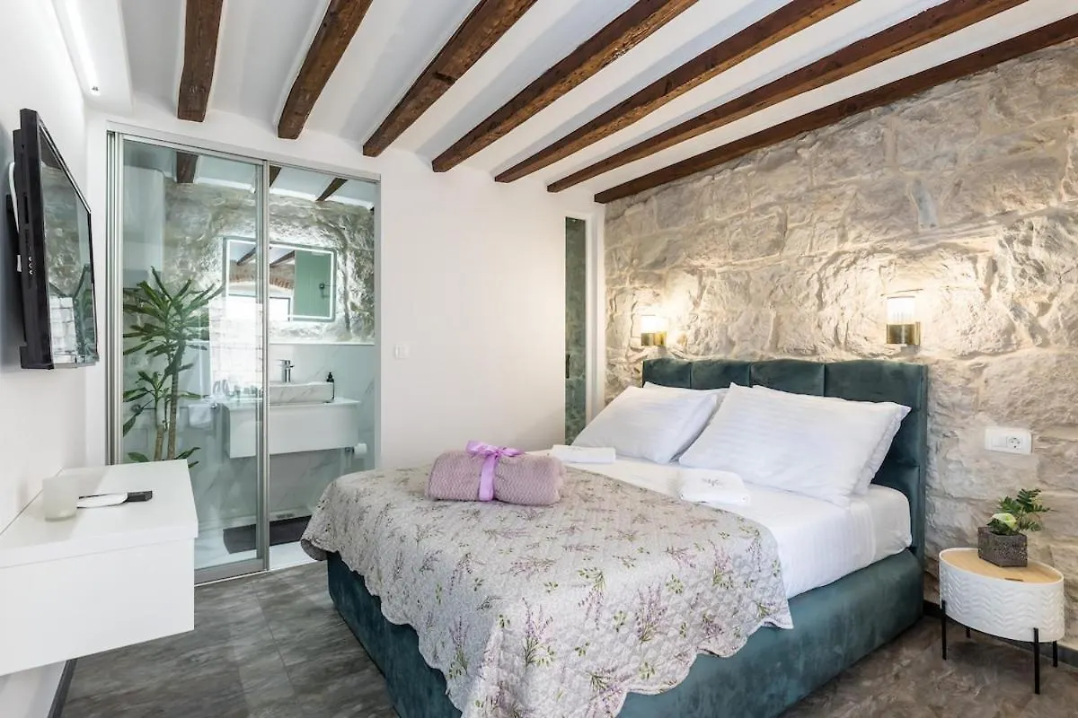 Bonbon Old Town Private En-Suite Room Split 0*,  Croatia