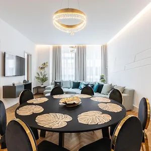 Four Bedrooms Luxury Design Apartment At Fashion Street Budapest